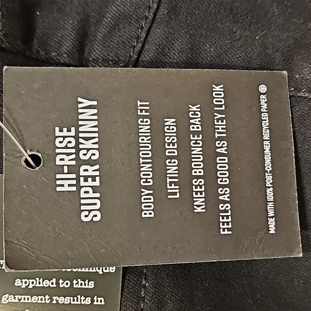 Hot Topic Jeans - Picture 11 of 12